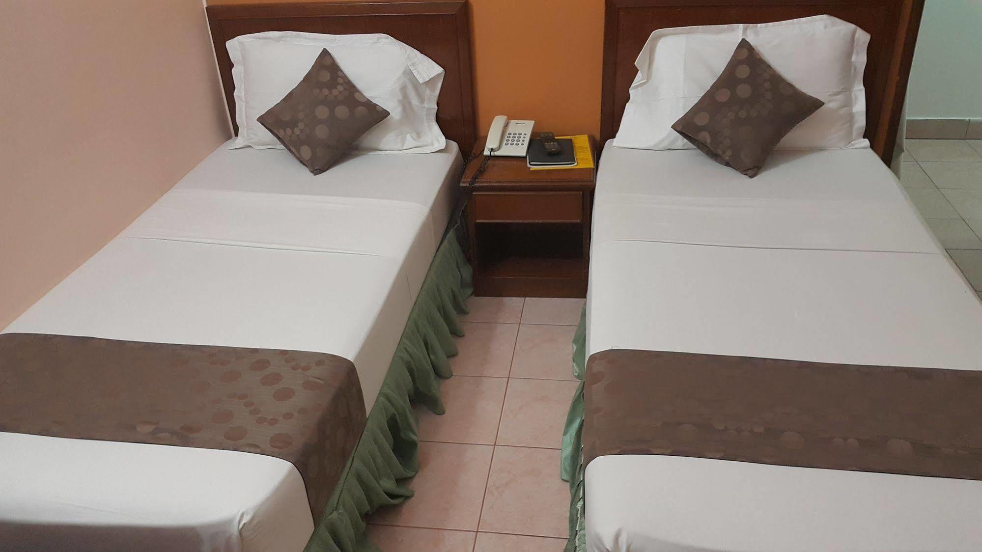 Skai Lodge Мале Екстер'єр фото