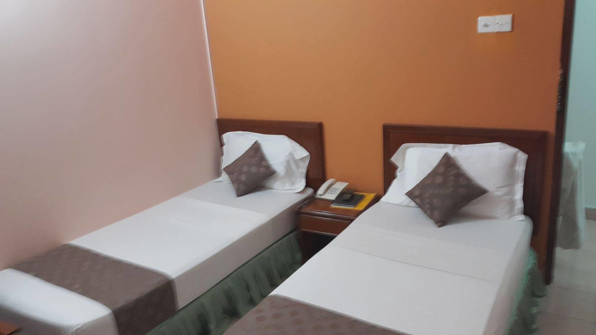 Skai Lodge Мале Екстер'єр фото